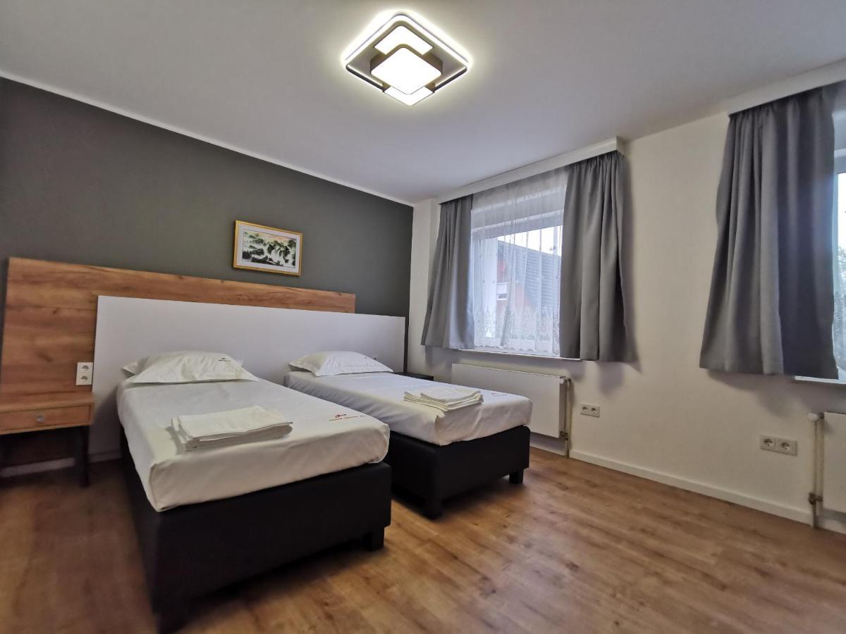 Home Inn Hotel Dormagen Habitación foto