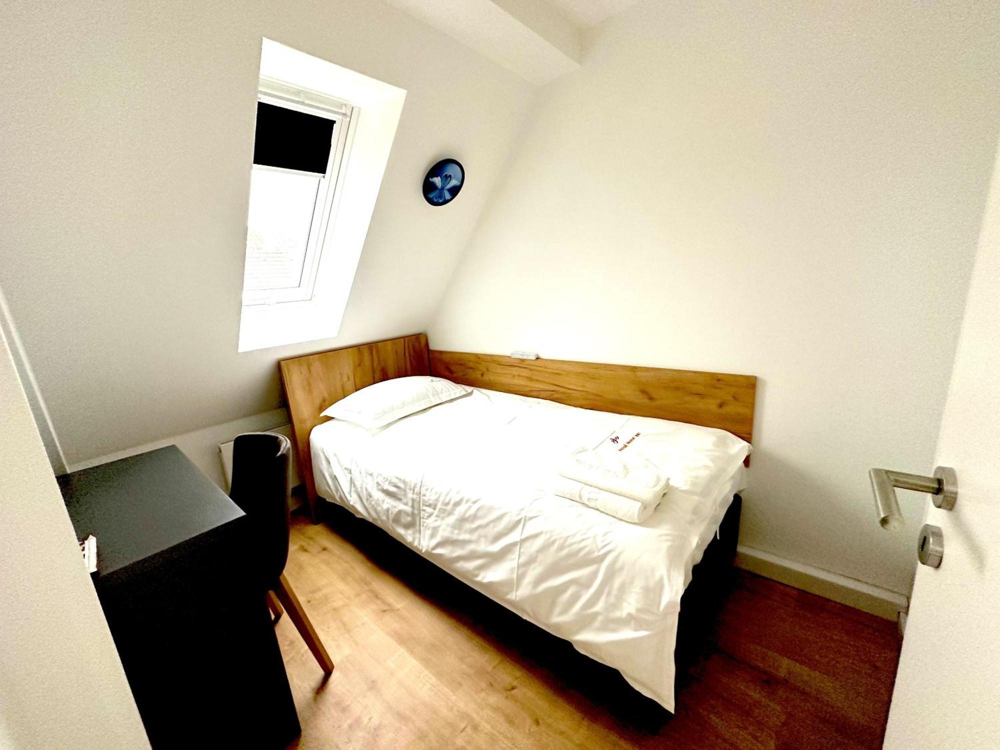 Home Inn Hotel Dormagen Habitación foto