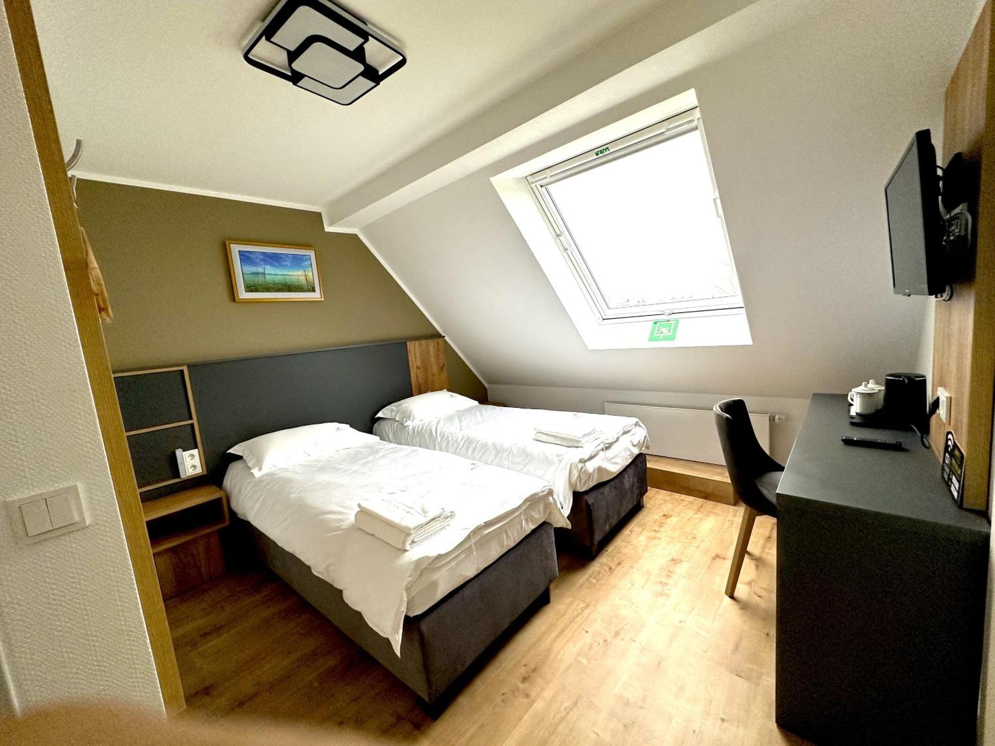 Home Inn Hotel Dormagen Habitación foto
